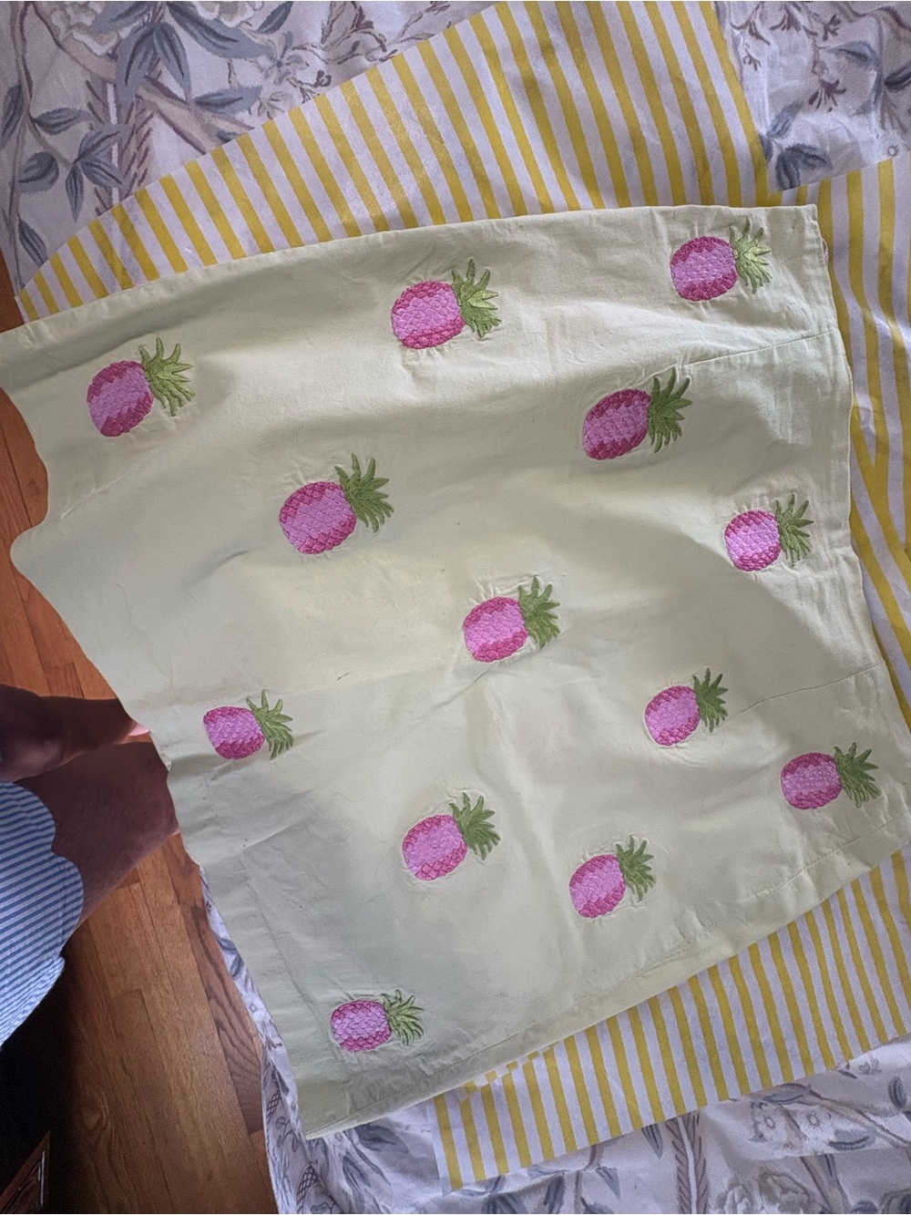 Embroidered Pink Pineapple mini skirt - Accents